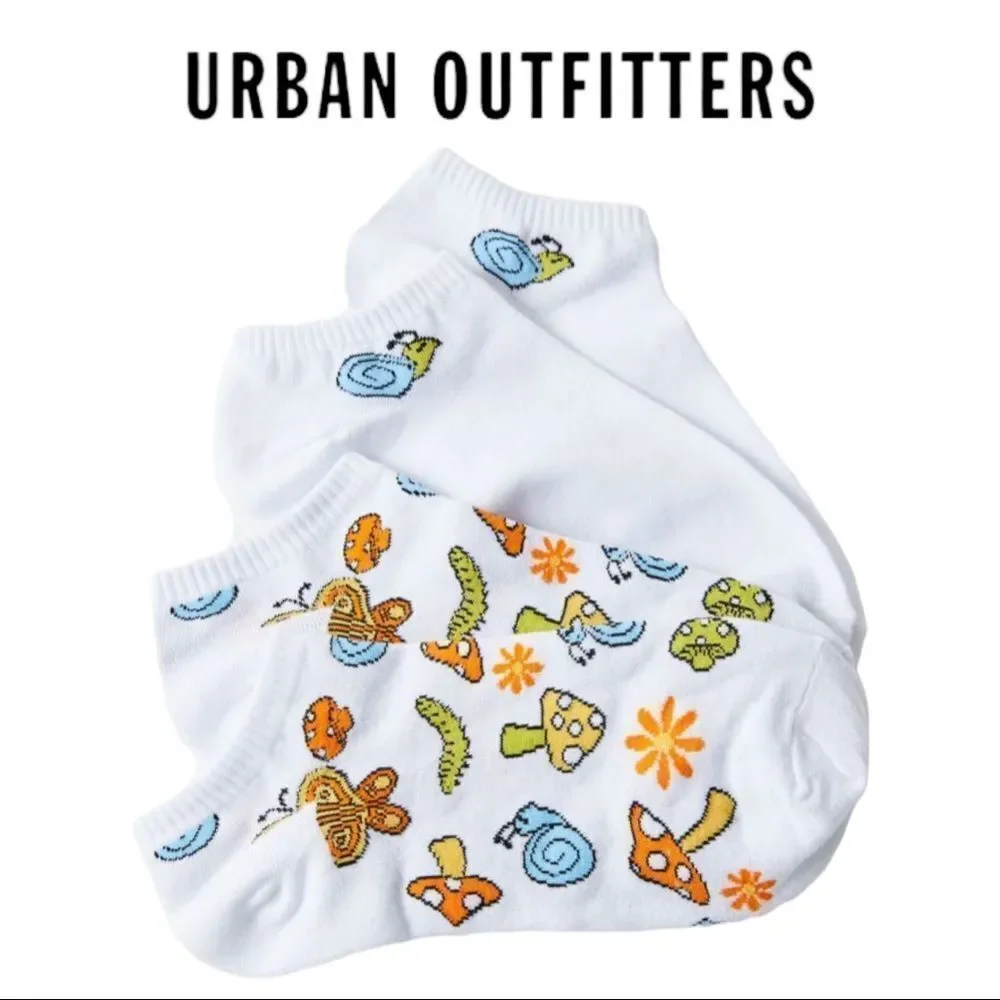 NEW Icon UO Kitsch Happy Socks Women's Set of Fun Whimsical Socks / 4 Pairs